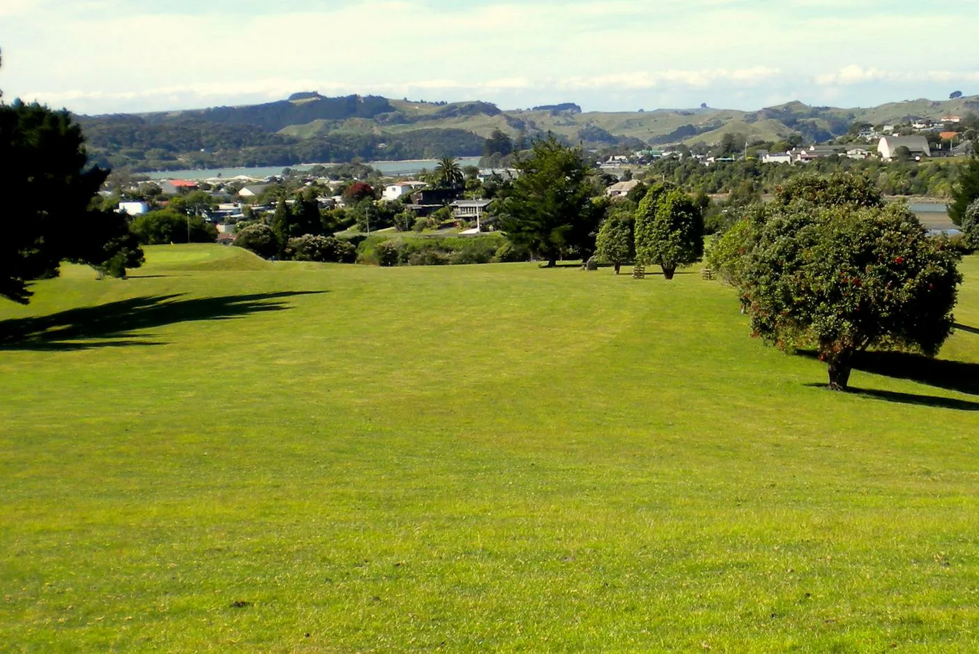 Raglan Golf Club North Island New Zealand jpg